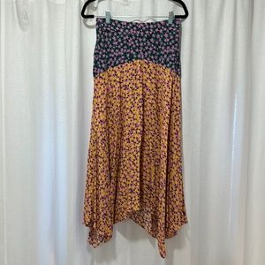 Asymmetrical, multicolored, flower, midi skirt. Topshop. US 3. Never been worn.